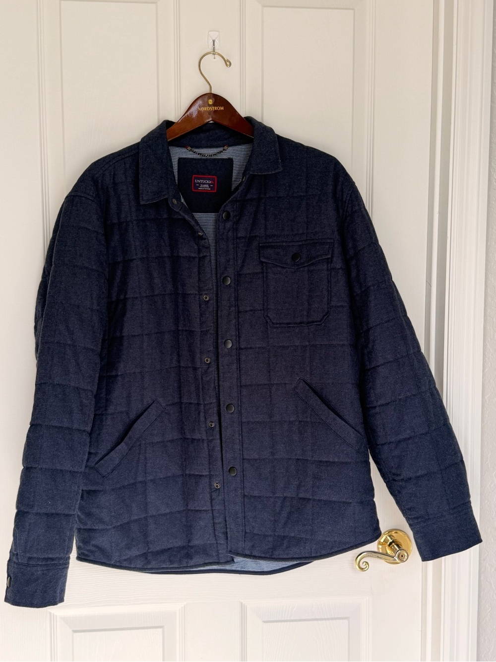 UNTUCKit Men’s XL Navy Quilted Shirt Jacket Shacket Elbow Patch Fall Jacket